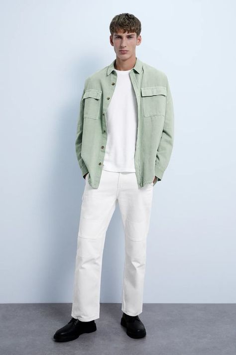 Dubai Men Outfit, Pastel Outfit Men, Monochromatic Outfit Men, Mint Green Outfits, Green Jacket Outfit, Casual Look For Men, Mint Jacket, Green Jacket Men, Mint Shirt