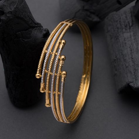 Single Bangles Gold, Single Kada Designs Gold For Women, Fancy Gold Bangles Design, Fancy Bangles Gold, Single Bangle Designs Gold, Gold Bangles Design Daily Wear Latest, Women Gold Bangles, Gold Kangan, Fancy Bangles