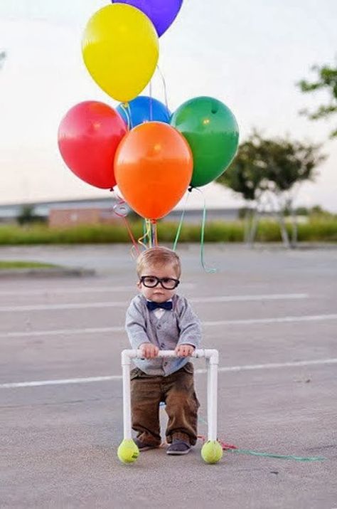 Best Toddler Halloween Costumes, Cheap Halloween Costumes Diy, Diy Costumes For Boys, Costume Dinosaure, Diy Fantasia, Diy Baby Costumes, Cheap Halloween Diy, Toddler Boy Halloween Costumes, Up Pixar