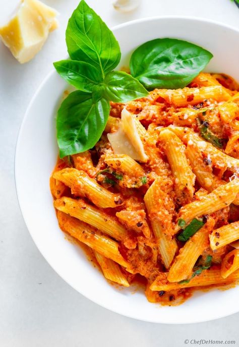 Make Ahead Pasta, Cream Pasta Recipe, Vodka Cream Sauce, Lasagna Bites, Creamy Pesto Pasta, Cream Sauce Pasta, Cherry Tomato Sauce, Pesto Pasta Recipes, Cream Pasta