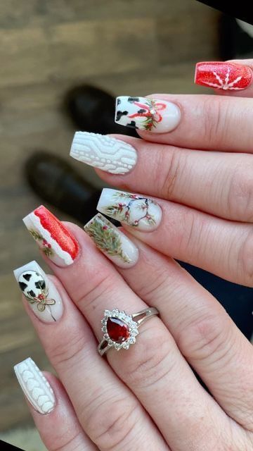 Christmas Cow Nails Acrylic, Country Christmas Nails Acrylic, Cowgirl Christmas Nails, Cute Western Christmas Nails, Cow Print Christmas Nails, Western Christmas Nails Acrylic, Cow Christmas Nails, Christmas Cow Print Nails, Christmas Country Nails