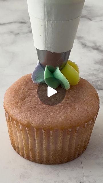 Lindsay Conchar on Instagram: "Rainbow Buttercream Recipe👉 https://www.lifeloveandsugar.com/conversation-heart-cupcakes/ How to make rainbow buttercream! You can use any colors you want for any holiday or theme. Easy to do and fun! #rainbowbuttercream #buttercreamfrosting #buttercream #frosting #frostingrecipe #lifeloveandsugar #lifeloveandsugarrecipe" Rainbow Cupcake Frosting, How To Make Rainbow Frosting, Piping Cupcakes For Beginners, Rainbow Cupcakes Frosting, Frosting Cupcakes Techniques, Cupcake Frosting Techniques, Rainbow Buttercream, Life Love And Sugar, Rainbow Frosting