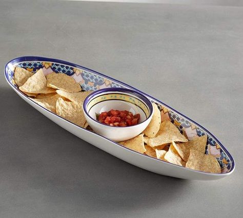 Pottery Barn Del Sol Melamine Chip & Dip Chips And Dip Platter, Pottery Barn Dining, Dip Platter, Chips And Dip, Blue Dinnerware, Melamine Dinner Plates, Melamine Dinnerware, Tableware Design, Chip Dip