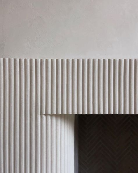 Kamp Studios on Instagram: “Fresh from the oven ♨️ Fluted and textural plaster features, one of many in this stunning project. #plasterbykamp” Fluted Marble Fireplace Surround, Diy Fluted Fireplace Surround, Fluted Fireplace, Fluted Plaster, Becki Owens Design, Textured Plaster, Plaster Texture, Marble Fireplace Surround, Concrete Fireplace