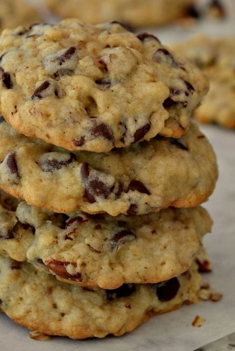 Cowboy Cookies Recipe Recipe With Oatmeal, Cowboy Cookies Recipe, Cowboy Cookie, Cowboy Cookie Recipe, Small Town Woman, Cowboy Cookies, Yummy Chicken, Chocolate Oatmeal, Oatmeal Chocolate Chip Cookies