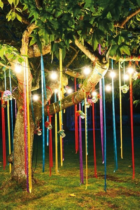 Backyard Lighting Diy, Diy Tassel Garland, Diy Outdoor Lighting, 30th Party, Patio String Lights, Summer Party Decorations, Outdoor Birthday, Backyard Lighting, Homestead Survival