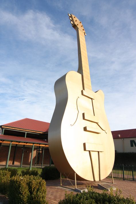 The Big Golden Guitar - Destination Tamworth Tamworth Nsw, Australia Trip, Australia Country, Rich Country, Country Music Awards, Tamworth, Wax Museum, Country Music Stars, Information Center