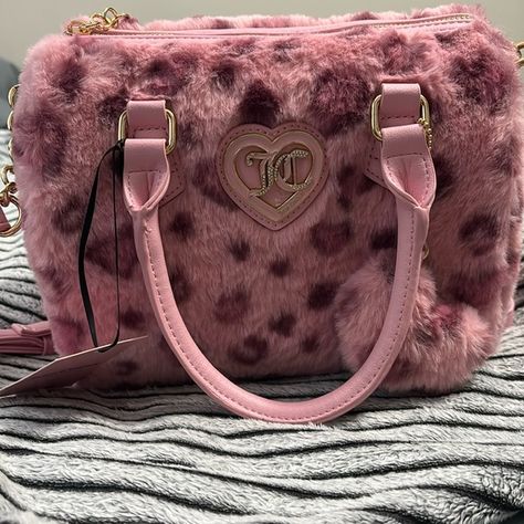 Juicy culture leopard print bag Juicy Culture, Juicy Bag, Leopard Print Bag, Juicy Couture Handbags, Couture Handbags, Insta Feed, Printed Bags, Juicy Couture, Leopard Print