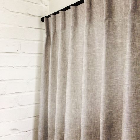 Cartridge Pleat Curtains, Single Pleat Curtains, Blind Styles, Green Curtains Living Room, Cartridge Pleats, Living Room Drapes, Curtain Headings, Ikea Curtains, Plain Curtains