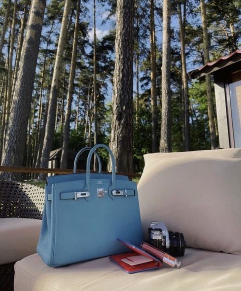 Blue Birkin Bag, Blue Birkin, Birkin Mom, Kylie Francis, Womens Designer Bags, Fancy Bags, Bags Aesthetic, Summer Dream, Hermes Bags