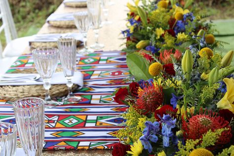 Ndebele Wedding Decor, South Africa Party, Africa Party, Reception Decoration Ideas, Outdoor Wedding Reception Decorations, Lounge Seating Area, Wedding Decorations Ideas, Wedding Reception Layout, Reception Layout