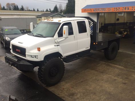 2005 GMC Kodiak C4500 Custom 4×4 Dually Trucks For Sale, Kodiak Truck, Zombie Vehicle, Diesel Tips, Welding Trucks, Single Cab Trucks, Scout Ii, Trucking Business, Dually Trucks