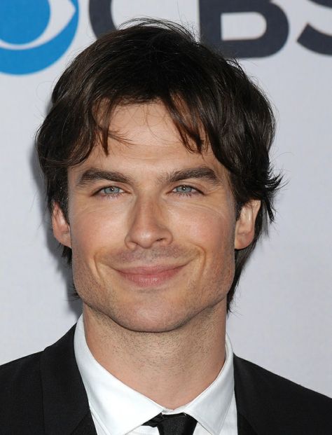 Male Face Shapes, Triangle Face, Popular Mens Hairstyles, Ian Joseph Somerhalder, Born In December, Men Hairstyle, Face Shape Hairstyles, Square Face Shape, Square Face