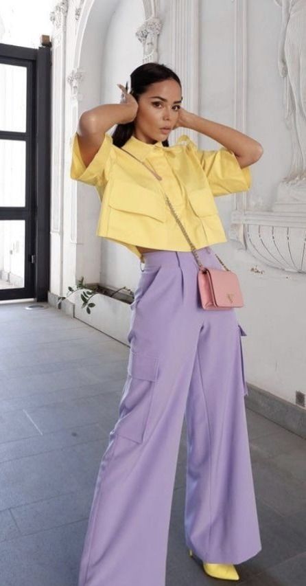 Colourful Workwear, Purple Pants Outfit, Yellow Pants Outfit, Gala Outfits, Lavender Outfit, Zara Printed Dress, Met Gala Outfits, Rose Parade, Color Combos Outfit