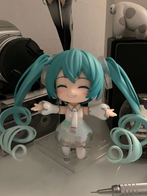 Miku Nendroid Icons, Hatsune Miku Nendoroid, Miku Figure Creepy, Miku With You 2021, Cute Anime Figures Miku, Hatsune Miku Nendoroid Photography, Miku Nendoroid, Miku Figures, Miku Expo 2021