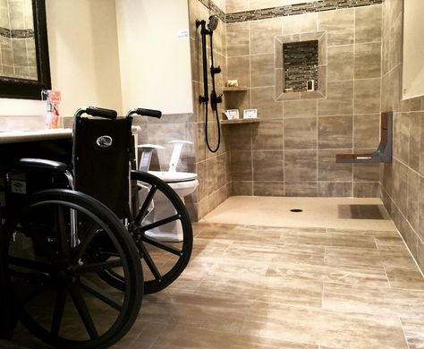 Wheelchair Accessible Shower, Roll In Showers, Accessible House, Accessible Bathroom Design, Ada Bathroom, Walk In Bathtub, Shower Toilet, Accessible Bathroom, Bathroom Solutions