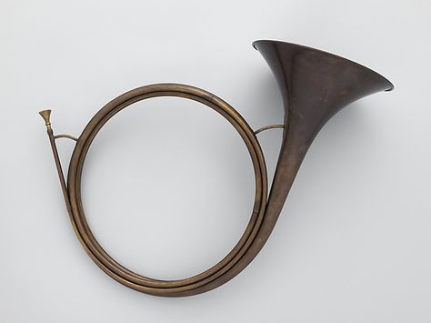 Hunting Horn in D, Brass, French ca. 1865-80 Horn Instruments, Horns Decor, French Horn, Vintage Music, Metropolitan Museum Of Art, Metropolitan Museum, Museum Of Art, Musical Instruments, The Collection