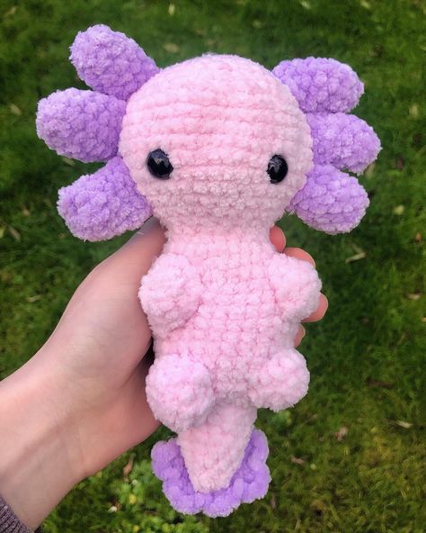 Easy To Draw Octopus, Sea Animal Crochet, Pink And Purple Crochet, Amigurumi Axolotl, Purple Stuffed Animals, Sea Crochet, Crochet Axolotl, Cute Axolotl, Crystal Cove