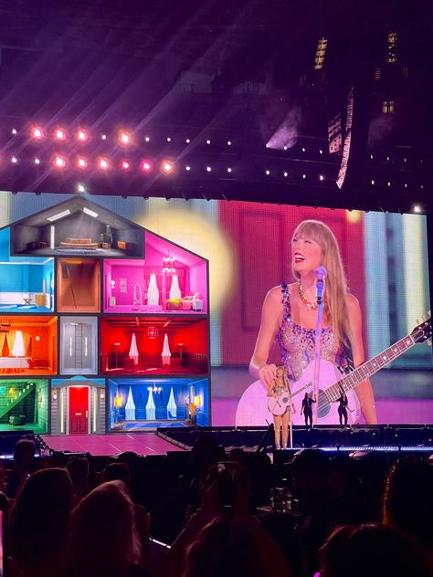 Lover House, Eras Tour Lover, Estilo Taylor Swift, Taylor Swift The Eras Tour, Taylor Swift Concert, Red Taylor, Taylor Swift Wallpaper, Long Live Taylor Swift, Taylor Swift Songs