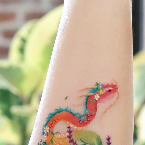 Los Angeles Tattoo, Rainbow Tattoos, Surrounded By Flowers, Dragon Illustration, Piercing Tattoo, Dragon Tattoo, Beautiful Tattoos, Color Tattoo, Tattoo On