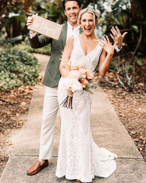 Real Bride Brooklyn Bart wore the KALANI Sequin Gown in White/Nude by Noodz Boutique on her big day. Noodz Boutique, Sequins Wedding Gown, Wedding Dresses Under 500, Sequin Bridesmaid, Wedding Dress Sequin, Sequin Formal Dress, Sequin Wedding, V Neck Wedding Dress, Affordable Wedding Dresses