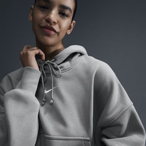 Nike Sportswear Phoenix Fleece Women's Over-Oversized Pullover Hoodie Retro Nike Hoodie, Nike Basic, Spooky Basket, Nike Sportswear Phoenix Fleece, Matching Sweats, Nike Sportswear Women, Nike Brown, Luxury Loungewear, Hoodie Allen