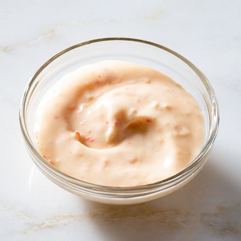 Chili Aioli, Braised Chicken Recipes, Sweet Chili Sauce Recipe, Stuffed Shrimp, Boiled Chicken Recipes, Can Chicken Recipes, Aioli Sauce, Sesame Chicken Recipe, Aioli Recipe