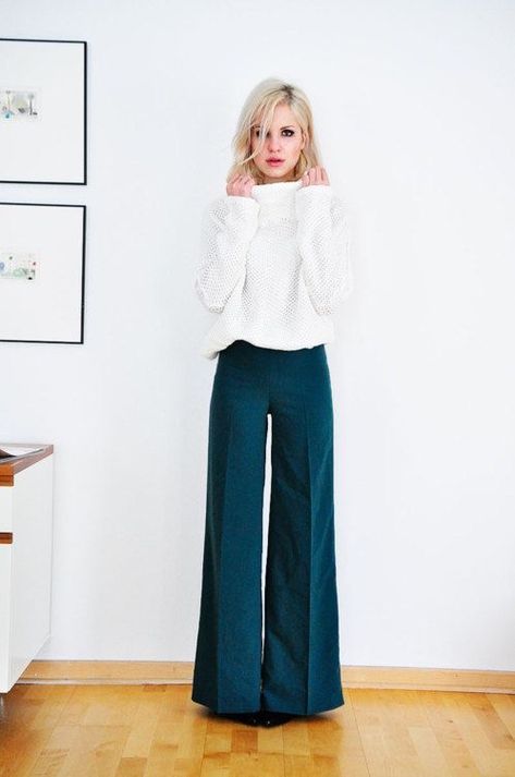 Marlene Hose, Wide Leg Pants Outfit, Leg Pants Outfit, Wideleg Pants, Mode Boho, Pantalon Large, Work Wardrobe, Work Attire, Styling Tips