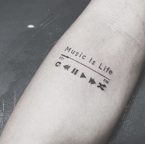 Tattoo Trend, Music Tattoo Designs, Note Tattoo, Inspiration Tattoos, Music Tattoo, Diy Tattoo, Music Tattoos, Wolf Tattoos, Tattoo Designs For Women