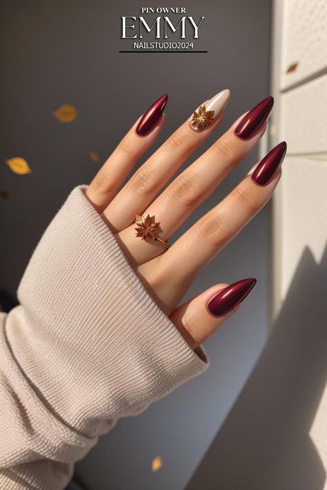 As the leaves begin to change and the air turns crisp, it’s the perfect time to refresh your nail game with some stunning, short fall nail designs. Fall is a season that brings with it a beautiful array of rich hues, cozy textures, and inspiring patterns that can be reflected in your manicure. From the deep reds and oranges of autumn foliage to the earthy browns and greens of the forest floor, this season is all about embracing nature’s beauty and warmth. Short nails are not only practical and e Autumn Nails Burgundy, October November Nails, Burgundy Fall Nails, Nails Burgundy, Pumpkin Nail Art, Popular Nail Art, November Nails, Pumpkin Nails, October Nails