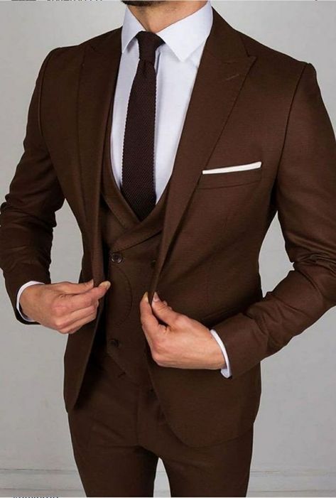 Mens stylish five piece suit. Brown Suit Wedding, Brown Suits For Men, Brown Tuxedo, Beach Wedding Suits, Prom Suits For Men, Slim Fit Suit Men, Brown Suit, Wedding Suits Groom, Dress Suits For Men