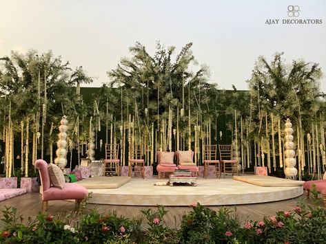 #vidhimandap #treemandap #florals #decor #decorators #weddingdecor #weddings #indianwedding #ambiencedecor #bigfatindianwedding #mumbaiwedding #love #lovestory #setlife #weddingdecor #wedmegood #weddingideas #weddinginspiration #weddinginspo #floraldesign #explore #propping #vidhimandap #florals #tuberosehangings #hangingdecor #ajaydecorators Open Chori Mandap, Marraige Mandap, Vidhi Mandap, Farm Renovation, Ambience Decor, Engagement Stage, Engagement Stage Decoration, Mandap Design, Mumbai Wedding