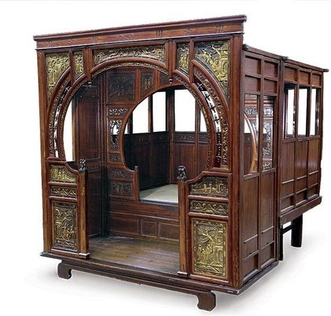 Chinese Marriage, Canopy Entrance, Bed Closet, Bed Antique, Unusual Furniture, Backyard Canopy, Closet Bed, Diy Canopy, Fantastic Furniture