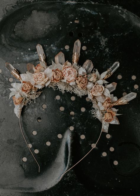 Crystal Wedding Theme, Moody Boho, Witch Wedding, Honey Farm, Crystal Crown Tiaras, Veils Bridal, Crystal Crown Wedding, Crystal Bouquet, Temecula California