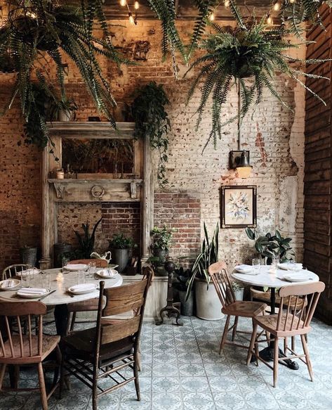 Rustic Coffee Shop, Wood Cafe, Rustic Cafe, Cozy Coffee Shop, Coffee Shops Interior, Vintage Cafe, Brick Walls, Coffee Shop Design, Outdoor Restaurant