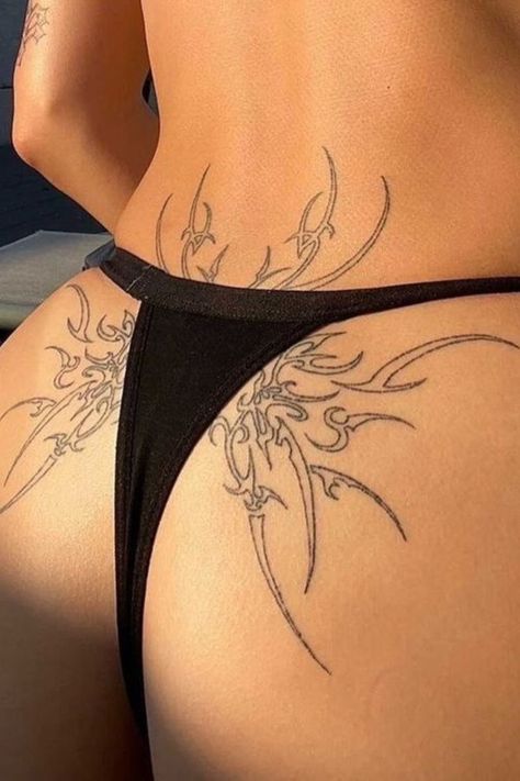 Realistic Flower Tattoo, Waist Tattoos, Tasteful Tattoos, Knee Tattoo, Back Tattoo Women, Subtle Tattoos, Back Tattoos, Dope Tattoos, Simplistic Tattoos