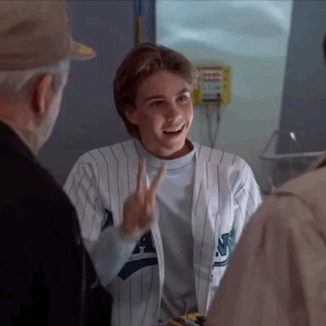 Sea Quest Dsv, Jonathan Brandis Seaquest, Jonathon Brandis, Lucas Wolenczak, Seaquest Dsv, Jonathan Brandis, 90s Actors, Gender Envy, Series 3