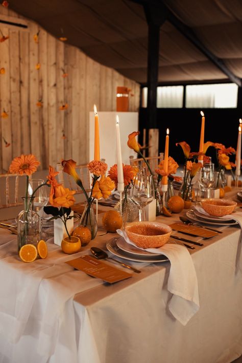 Orange Reception, Y2k Wedding, Orange Centerpieces, Orange Y2k, Mid Century Modern Wedding, Modern Wedding Design, Tropical Wedding Inspiration, Orange Birthday, Fruit Wedding