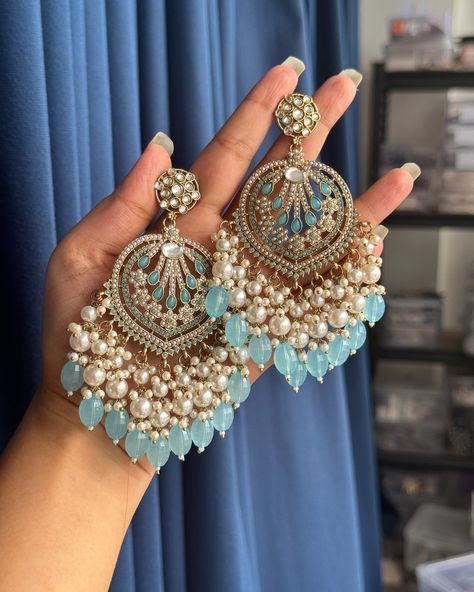 Rhea Kundan Beauty 😍 ₹599/- Free Shipping zin India Different Shades Of Blue Aesthetic, Blue Jewelry Indian, Nails For Blue Dress, Light Blue Jewelry, Sky Blue Earrings, Desi Jewellery, Blue Earrings Wedding, Light Blue Earrings, Stylish Jewelry Accessories