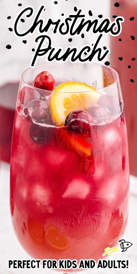 Christmas Punch Holiday Punch Recipe, Cranberry Punch, Easy Punch Recipes, Party Punch Recipes, Christmas Punch Recipes, Punch Drinks, Holiday Punch, Christmas Punch, Christmas Brunch