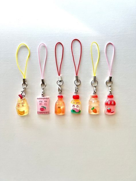 Tamagotchi Charm, Kawaii Drinks, Kawaii Phone Charm, Sibling Halloween Costumes, Case Charm, Drink Charms, Kawaii Keychain, Diy Kandi Bracelets, Keychain Charms