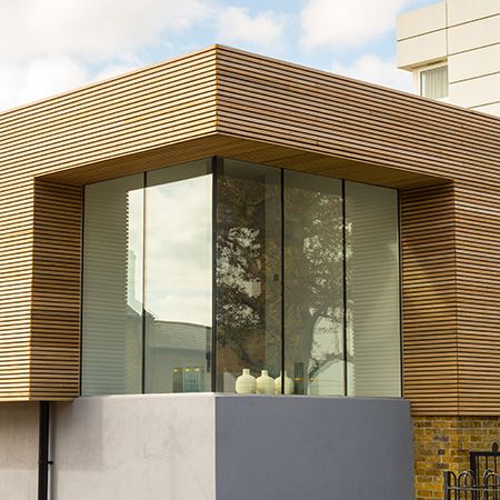 Western Red Cedar envelops urban property in SW London 2 Story House Design, Bay Window Exterior, Window Exterior, Cedar House, Stunning Homes, Window Architecture, House Cladding, Modern Architecture Design, Cedar Homes