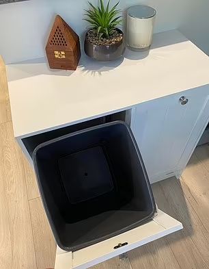 Ikea Bin Hack, Bin Cabinet, Cabinet Laundry Bin, Bin Storage Ideas Indoor, Kitchen Bins In Cupboard, Laundry Bin Storage, Rubbish Bin Ideas Kitchens, Bin Cupboard, Laundry Bin Ideas