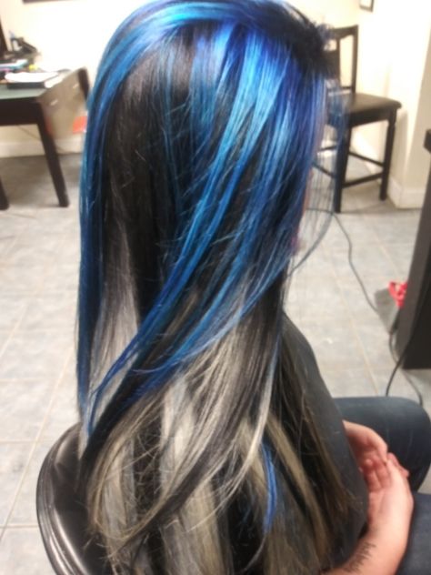 Blue Black And Silver Hair, Black Hair Blue Stripes, Blue Blonde Black Hair, Blue Black Blonde Hair, Skunk Hair Dye Blue, Blue Black And Blonde Hair, Blue Hair With Black Highlights, Blue Blonde And Black Hair, Blue Hair With Blonde Highlights