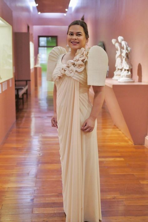 Modern Filipiniana Wedding Dress, Modern Filipiniana Wedding, Sara Duterte, Filipiniana Wedding Dress, Modern Filipiniana Dress, Filipiniana Wedding, Modern Filipiniana, Grad Outfits, Filipiniana Dress