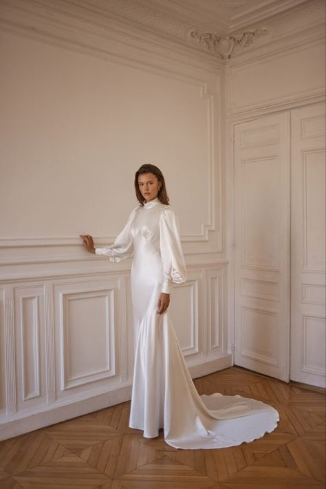 ‘Olivia’ - Alon Livné Official Website Sheath Wedding Dress Simple, Wedding Dress After Party, High Neck Long Sleeve Wedding Dress, Long Sleeve Satin Wedding Dress, High Neck Lace Wedding Dress, Wedding Gown With Sleeves, Simple Satin Wedding Dress, Bridal Dresses Vintage, Silk Wedding Gown