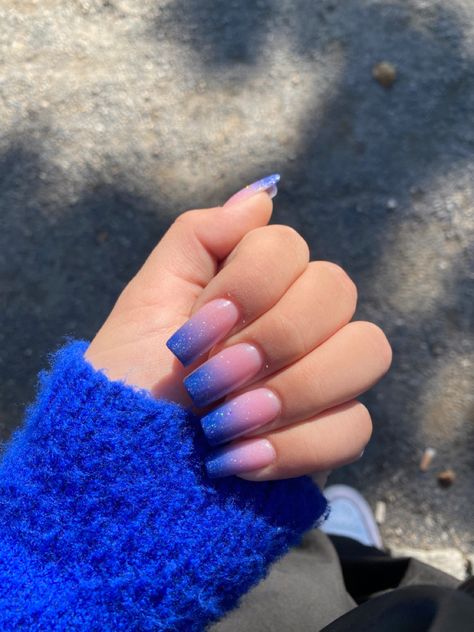 Fur Nails, Cnd Nail Polish, Almond Acrylic Nails Designs, Spring Break Nails, Beachy Nails, Almond Acrylic, Broken Nails, Blue Acrylic Nails, Almond Acrylic Nails