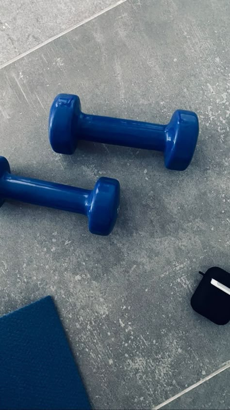 Blue Gym Wallpaper, Blue Exercise Aesthetic, 2024 Blue Aesthetic, Workout Blue Aesthetic, Pilates Blue Aesthetic, Workout Asethic Wallpaper, Blue Sport Aesthetic, Vision Board Ideas Blue, Blue Yoga Aesthetic