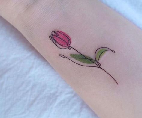 Behind The Neck Tattoos, Small Lotus Tattoo, Tiny Flower Tattoos, G Tattoo, Tulip Tattoo, Finger Tattoo For Women, Lotus Tattoo, Abstract Art Inspiration, Discreet Tattoos