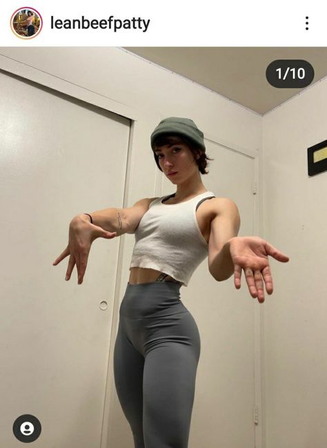 Deku Cosplay, Buff Women, Female Reference, Female Pose Reference, Beef Patty, Lean Beef, Body Reference Poses, Fitness Inspiration Body, Human Poses Reference